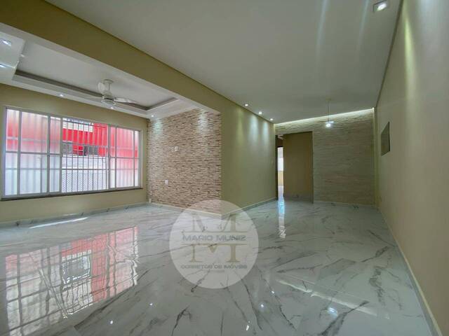 #300/025 - Apartamento para Locação em Santos - SP - 1
